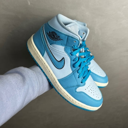 Air Jordan 1 Mid SE Ice Blue (W)